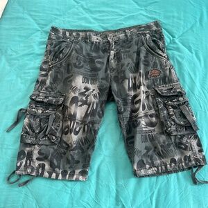 Script Camo cargo Shorts , black/ Grey/  XL NEW